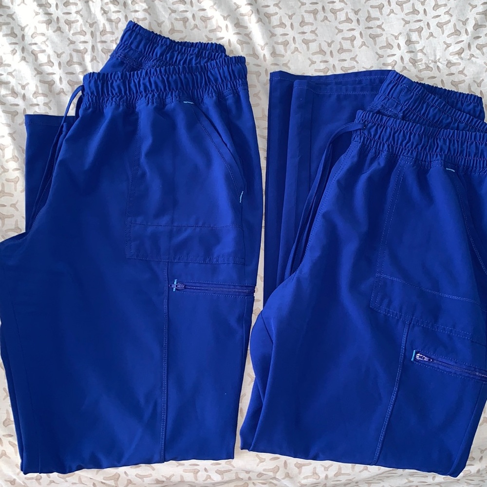 Scrub pants like new